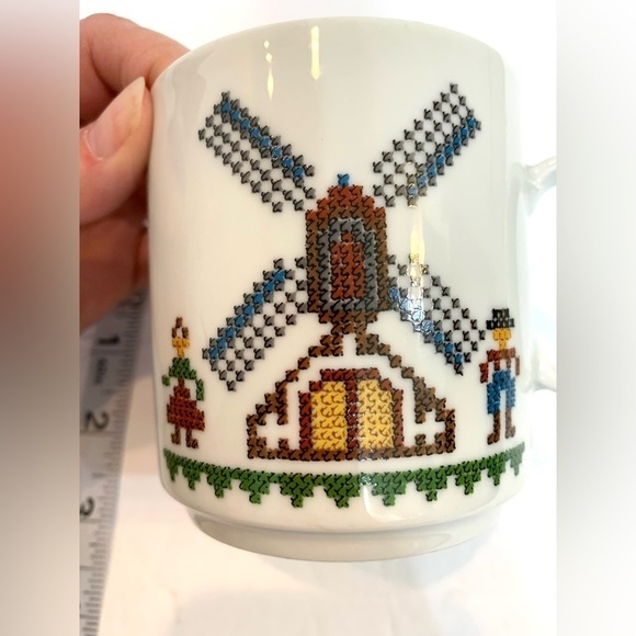 Vintage Kronester coffee/tea cup Set of 2 Windmill Crosstitch Lego Mugs Germany - Picture 6 of 6